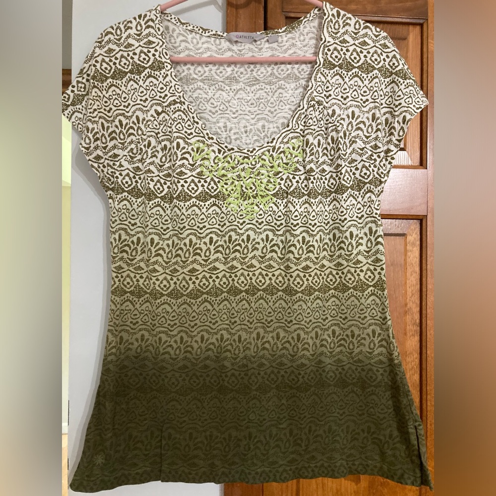 NWOT Athleta Printed Embroidered Green Top M Medium